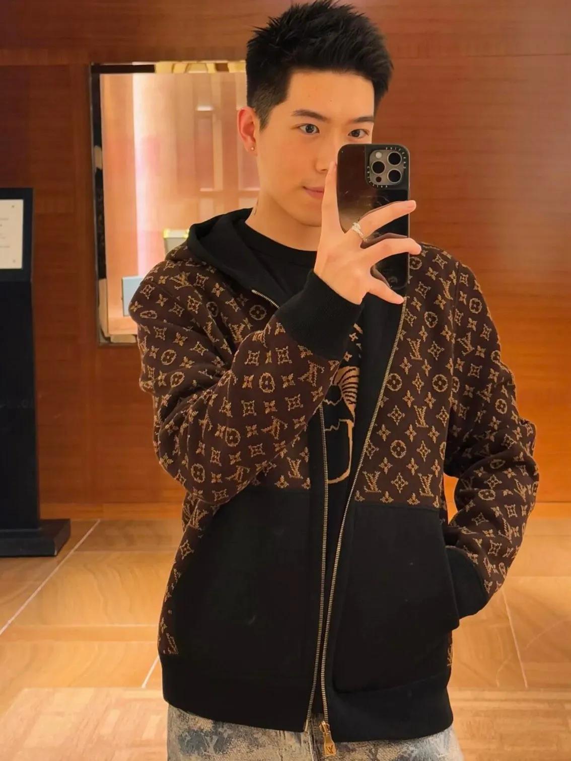 Louis Vuitton/Louis Vuitton 25Fw double-sided presbyopic hooded knitted jacket